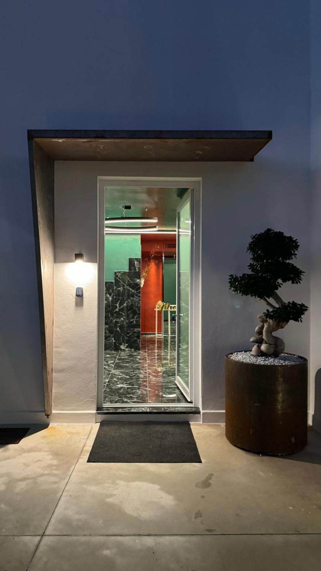 Nola Boutique Hotel Nbh Extérieur photo